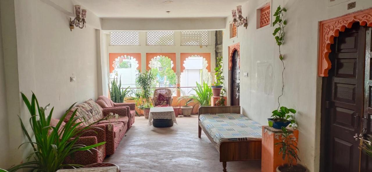 Hotel Lake Star Udaipur Eksteriør billede