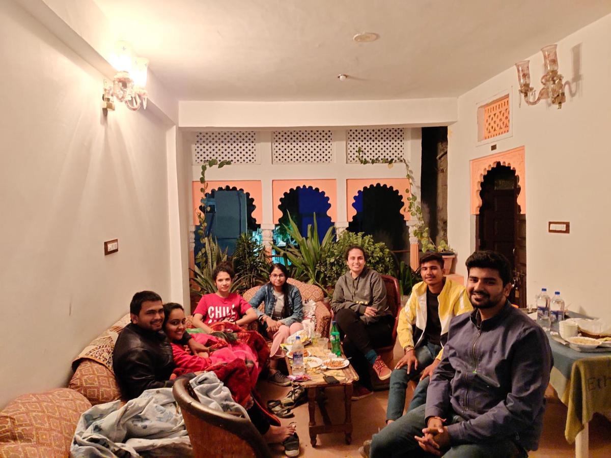 Hotel Lake Star Udaipur Eksteriør billede
