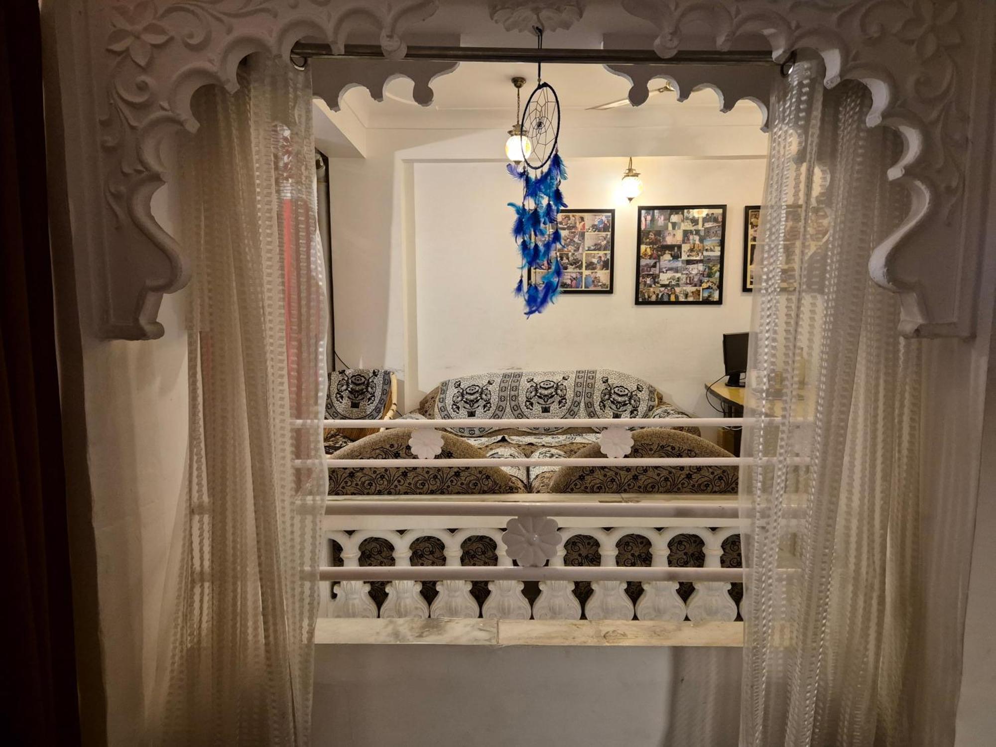 Hotel Lake Star Udaipur Eksteriør billede