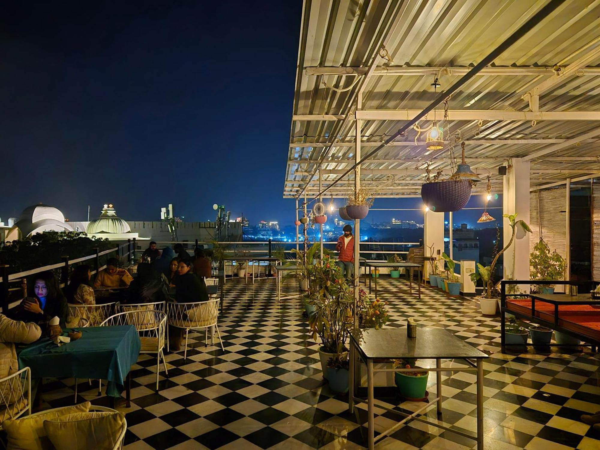 Hotel Lake Star Udaipur Eksteriør billede