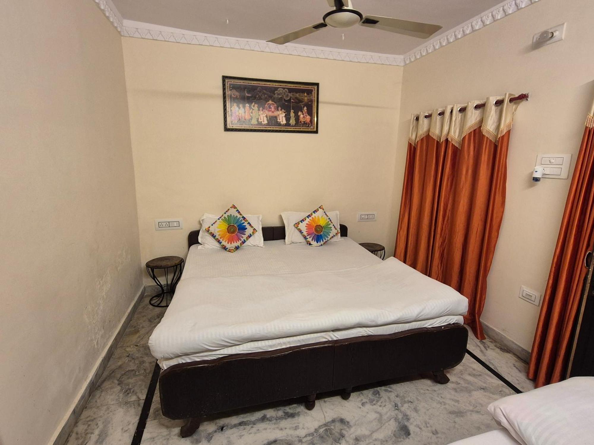 Hotel Lake Star Udaipur Værelse billede